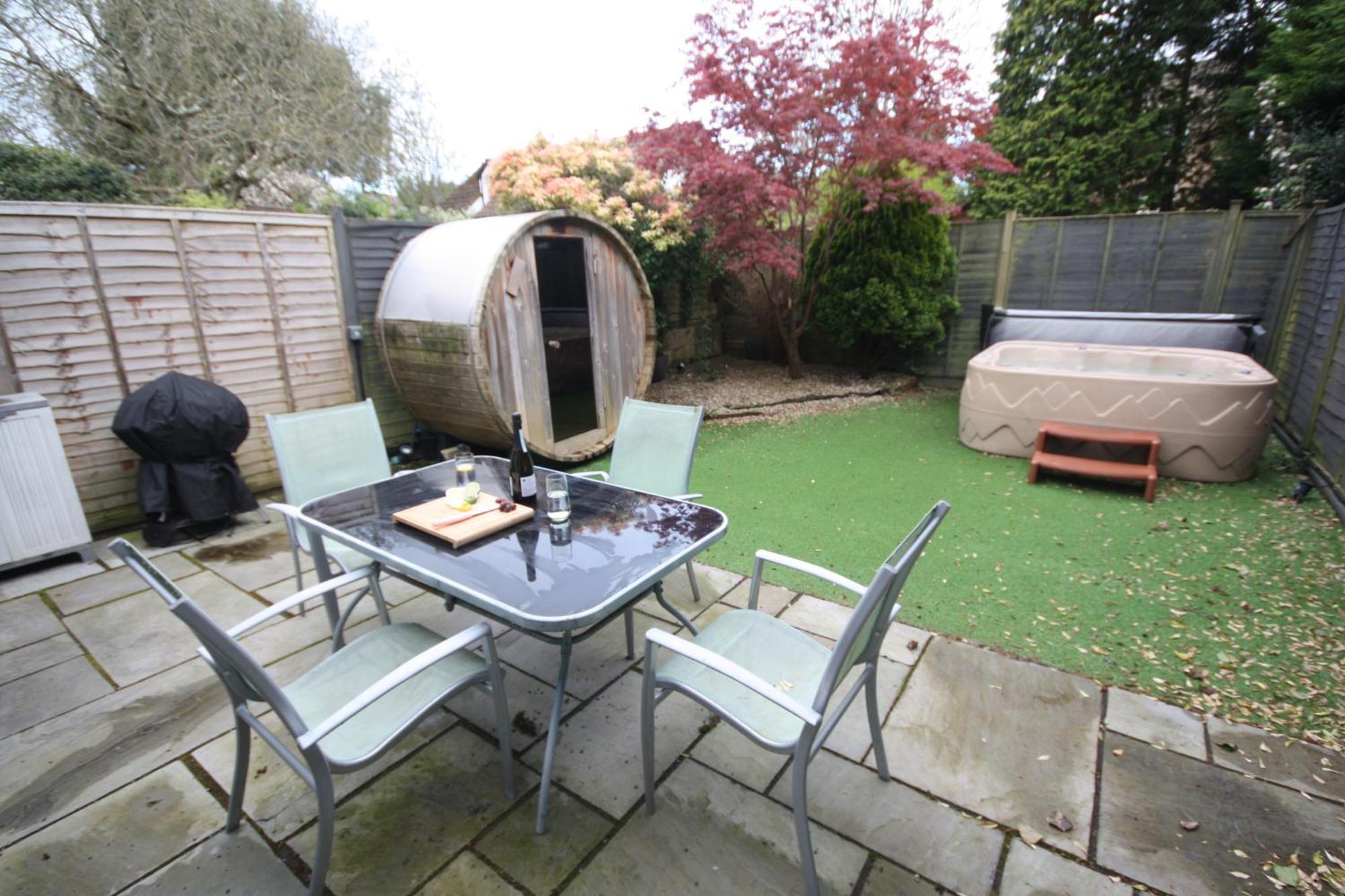 Bournemouth Hot Tub & Sauna Holiday Let Bagian luar foto