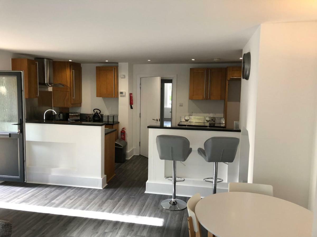 Bournemouth Hot Tub & Sauna Holiday Let Bagian luar foto