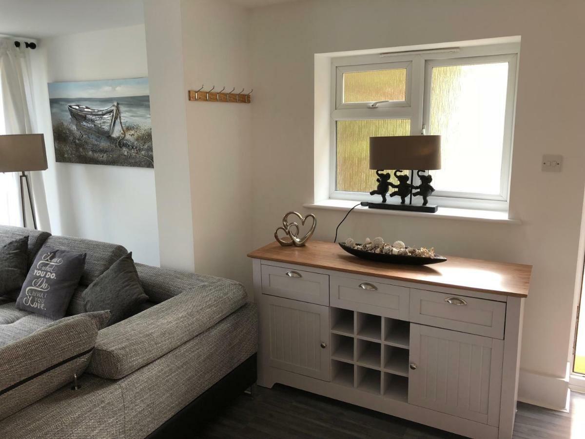 Bournemouth Hot Tub & Sauna Holiday Let Bagian luar foto