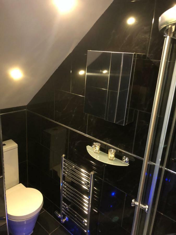 Bournemouth Hot Tub & Sauna Holiday Let Bagian luar foto