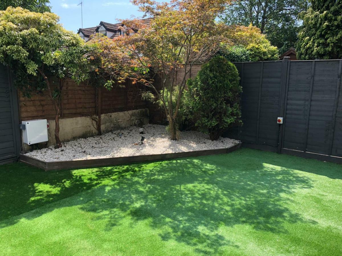 Bournemouth Hot Tub & Sauna Holiday Let Bagian luar foto
